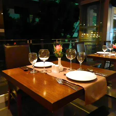 ホテル The - Adults Only