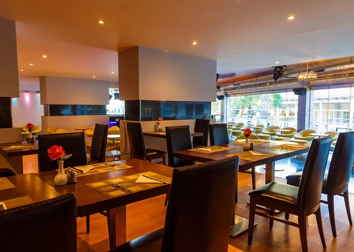 The - Adults Only 4* 이알리소스